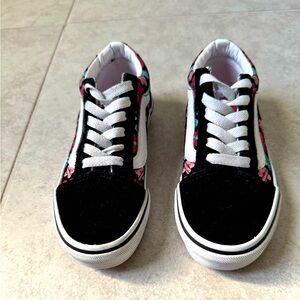 Kids size 13.5 glitter flower power Old Skool Vans
